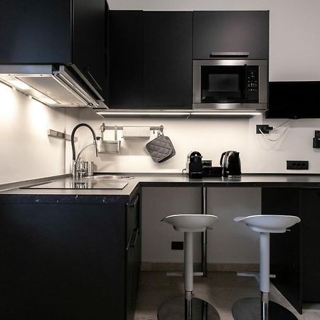 Luna Homes - Studio In Corso Sempione Milano Esterno foto